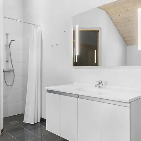 Beautiful Home In Rodby With Wifi * Rødby
